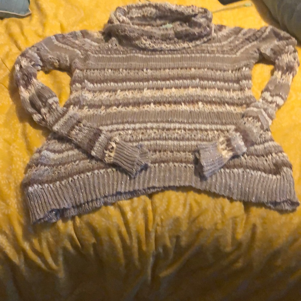 NWOT cute sweater